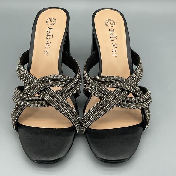 NEW Bella Vita Women’s Carmen Heeled Slip on Sandals Black Size 8W - Picture 3 of 10